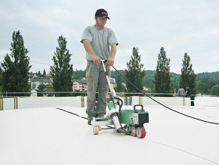 Сварочный автомат горячего воздуха VARIMAT V2 - применение